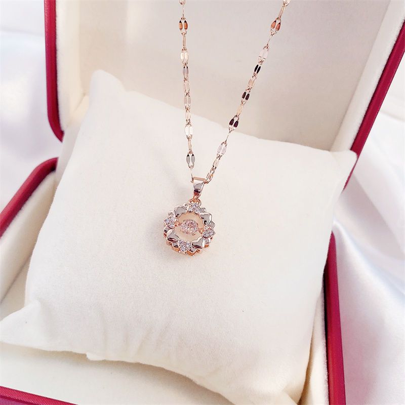 Diamond Perfume Bottle Clavicle Chain Necklace